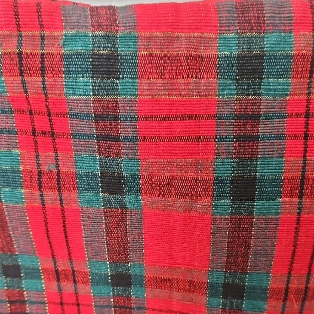 Crate & Barrel Vintage Plaid Red Green Gold Metallic Placemats Napkins Set of 4